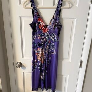Elie Tahari Empire Waist Deep V Neck Sleeveless Dress 100% Silk Jersey Small